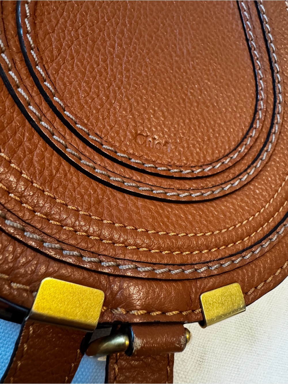 Chloé Marcie Small Crossbody Bag in Grained Calfskin - Tan - Picture 5 of 13